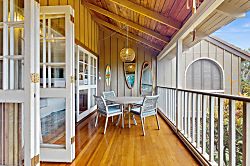 Paniolo Hale K4 - Moe Maluhia