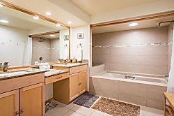 Keauhou Gardens 3202