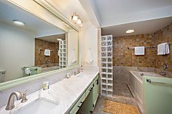 Kona Coast Resort 3-Bedroom Townhome