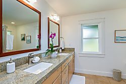 Kealoha Retreat: Golf Course & Lake Views