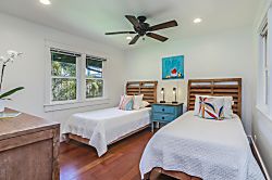 Kealoha Retreat: Golf Course & Lake Views