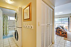 Kona Plaza 2 Bedroom Condo