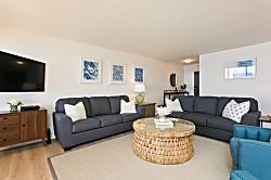 Waikiki Beach Tower High Floor Luxury Unit