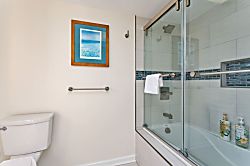 Waikiki Beach Tower High Floor Luxury Unit