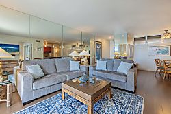 Royal Kahana 407