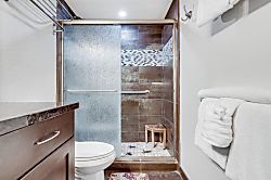 Menehune Shores Ground Floor Unit - Bathroom
