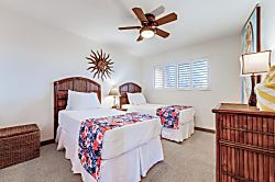 Menehune Shores Ground Floor Unit - Room