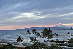 Diamond Head Beach Hotel 803