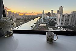 Waikiki Ocean View Studio 20th Floor