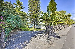 Bright & Airy Beach House w/ Oceanfront Views