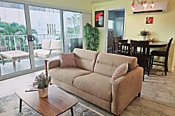 Mauka Makai Condo 203