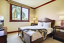 Beach Villas at Ko Olina B-307 - Beach Tower 303 - 2nd bedroom with Queen Bed