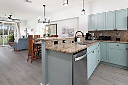 Fairway Villas Sunrise View Condo