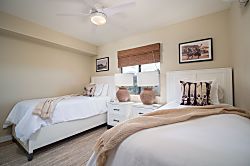 Pacific Shores Third Level Unit