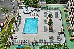 Waikiki Banyan #1105-T2