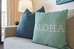 Waikiki Banyan #1105-T2