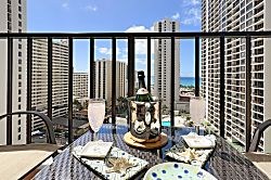 Waikiki Banyan #1714-T2