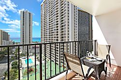 Waikiki Banyan #1714-T2