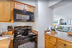 Royal Kahana 10th Floor 