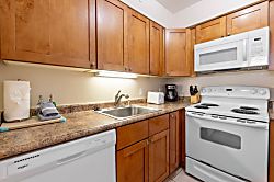 Royal Kahana 9th Floor Ocean View Condo