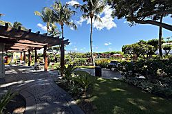 Hilton Pass Poolside Villa B