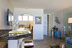 Hale Ono Loa Oceanfront 1 Bedroom Condo