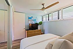 Papakea Resort Ocean View 1 Bedroom Condo - Spectrum Cable TV in bedroom also