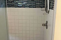 Papakea Resort Ocean View 1 Bedroom Condo - Updated walk in shower