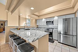 Kona Oceanfront Retreat