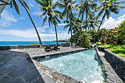 Kona Oceanfront Retreat