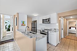 Kona Oceanfront Retreat