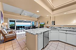 Kona Oceanfront Retreat