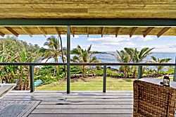 Manini Oceanfront Cottage