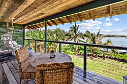 Manini Oceanfront Cottage