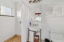 Hana Bay Oceanfront Cottage