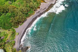 Hana Bay Oceanfront Cottage