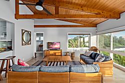 Hana Bay Oceanfront Cottage