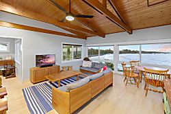 Hana Bay Oceanfront Cottage