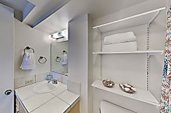 Pacific Monarch 10th Floor Unit