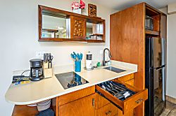 Bamboo Waikiki 1 Bedroom Unit