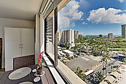 Hawaiian Monarch 16th Floor Studio Condo