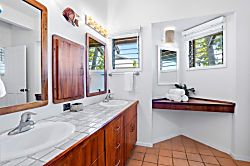 Kona Oceanfront Retreat