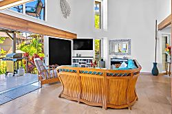 Kona Oceanfront Retreat