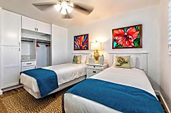 Menehune Shores Condo - Room