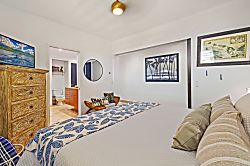 Hale Mahina Beach Resort B305