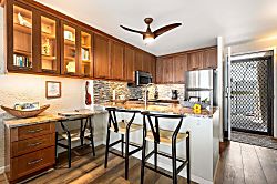 Alii Villas Oceanfront Condo