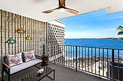 Alii Villas Oceanfront Condo