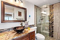 Alii Villas Oceanfront Condo