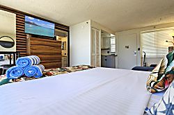 Oceanview Studio 9th Floor Retreat