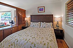 Hanalei Colony Resort H4 - Room